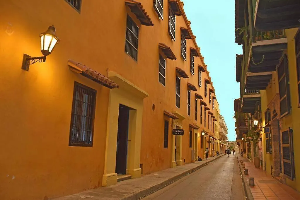The Best Location-The Old City Cartagena Gastelbondo Διαμέρισμα